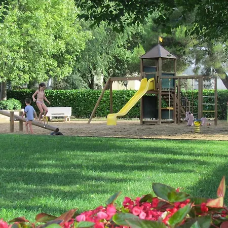 Апартаменты Cozy With Pool Access Бибионе